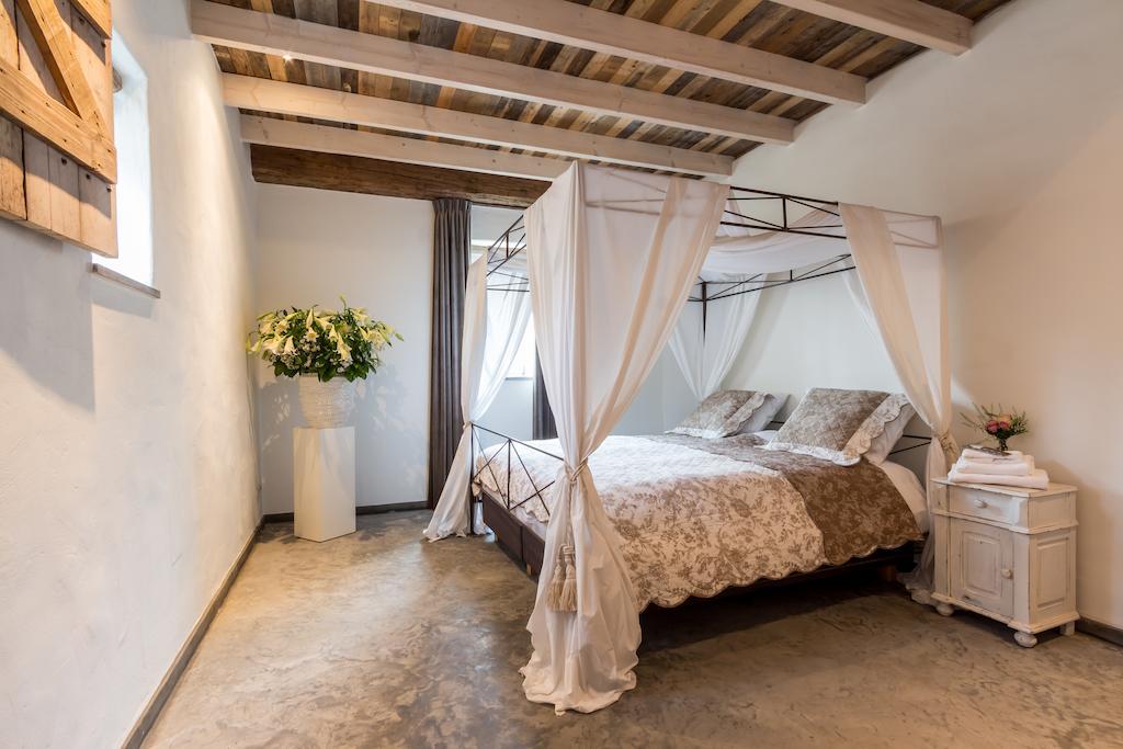 Slapen Op Gennep Bed and Breakfast Eindhoven Rum bild