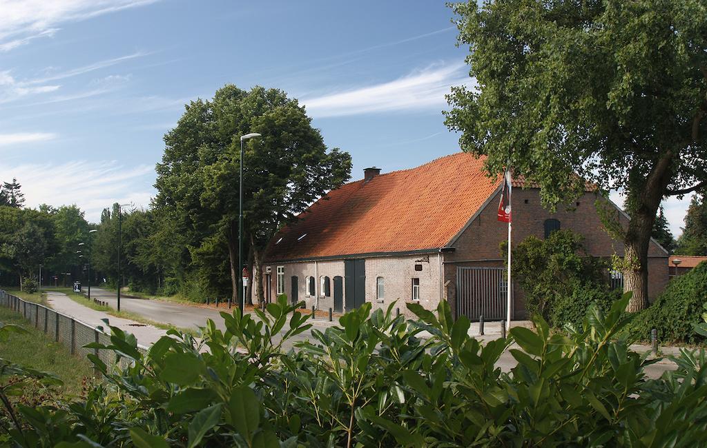 Slapen Op Gennep Bed and Breakfast Eindhoven Exteriör bild